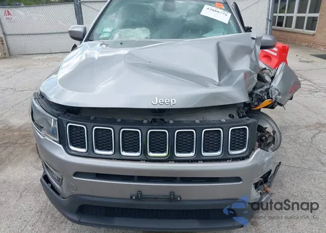2019 Jeep Compass Latitude 4X4 from USA, damaged, VIN 3C4NJDBB5KT813395